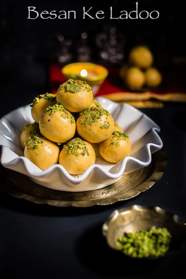 Besan Laddu