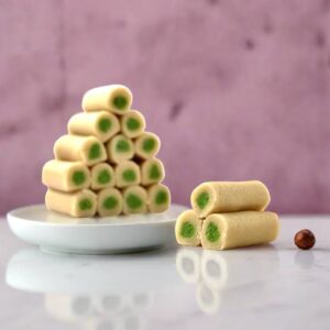 KAJU PISTA ROLL